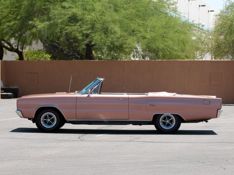  Dodge Coronet R/T Convertible 1967 года  (фото 5 из 19)